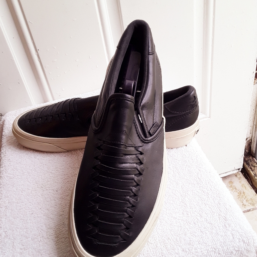 Van's mens leather athletic shoes